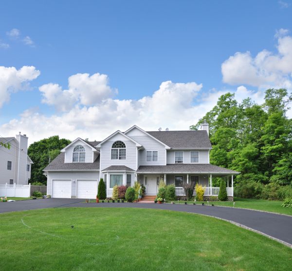 Asphalt Driveway Sealcoating in Palm Beach Gardens