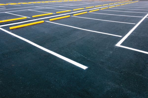 Asphalt Parking Lot Sealing in Palm Beach Gardens
